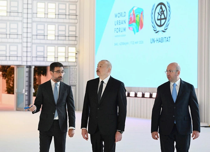 Prezident Olimpiya Stadionunun ərazisində WUF13 ilə bağlı görülən işlərlə tanış oldu — FOTOLAR Prezident Olimpiya Stadionunun ərazisində WUF13 ilə bağlı görülən işlərlə tanış oldu — FOTOLAR