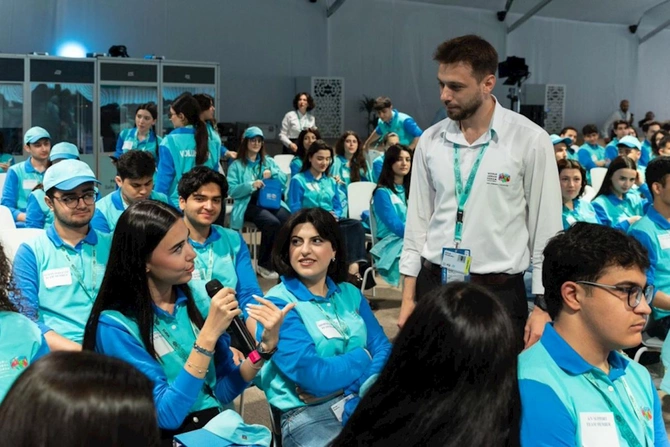 WUF13 Könüllülük Proqramı çərçivəsində məkan təlimləri başa çatıb — FOTOLAR