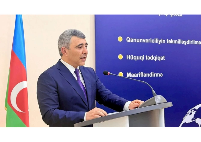 Heydər Əliyev və Azərbaycan Ədliyyəsi kitabının təqdimatı olub — FOTOLAR Heydər Əliyev və Azərbaycan Ədliyyəsi kitabının təqdimatı olub — FOTOLAR