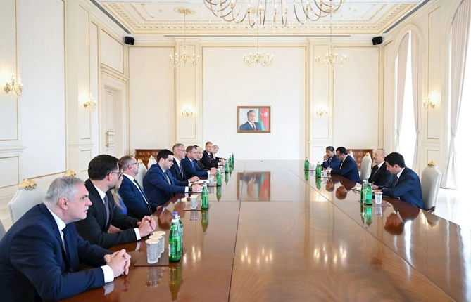 İlham Əliyev Slovakiya Milli Şurası sədrini qəbul edib — FOTOLAR İlham Əliyev Slovakiya Milli Şurası sədrini qəbul edib — FOTOLAR