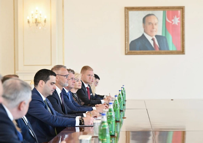 İlham Əliyev Slovakiya Milli Şurası sədrini qəbul edib — FOTOLAR İlham Əliyev Slovakiya Milli Şurası sədrini qəbul edib — FOTOLAR