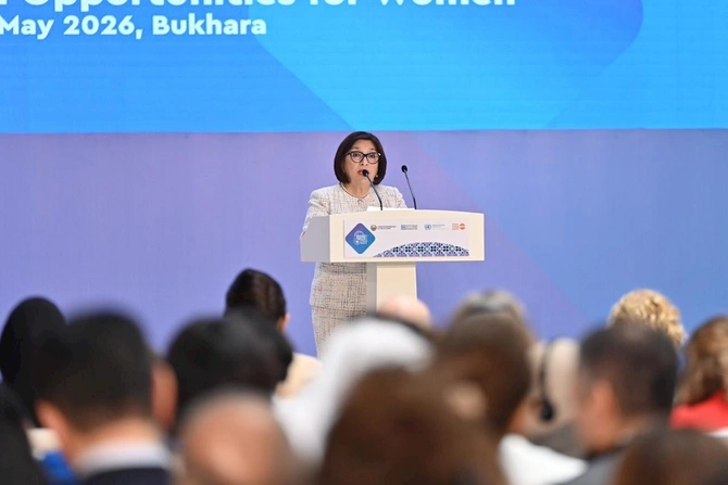 Sahibə Qafarova Buxarada Forumda iştirak etdi — FOTOLAR