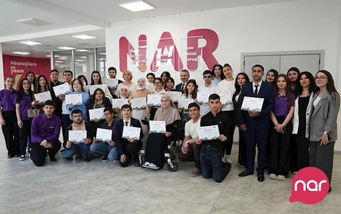 “Nar” WUF 13 çərçivəsində inklüziv təcrübə proqramı iştirakçılarını təltif edib — FOTOLAR “Nar” WUF 13 çərçivəsində inklüziv təcrübə proqramı iştirakçılarını təltif edib — FOTOLAR