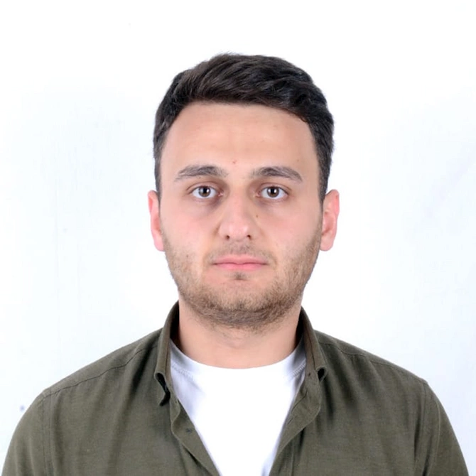 Bloqerlərin paylaşdığı iş elanı qızları əxlaqsız platformalara yönləndirir — FOTOFAKT