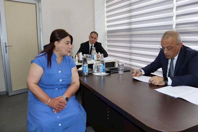 Zaur Mikayılov Naftalan şəhərində vətəndaşlarla görüşdü — FOTOLAR