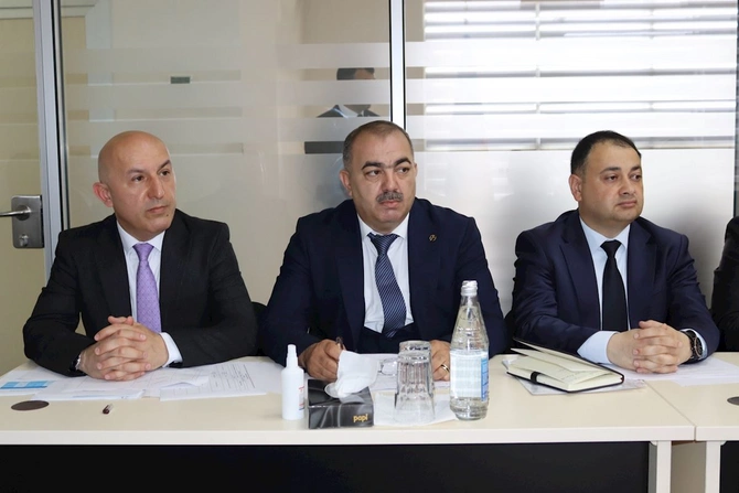 Zaur Mikayılov Naftalan şəhərində vətəndaşlarla görüşdü — FOTOLAR