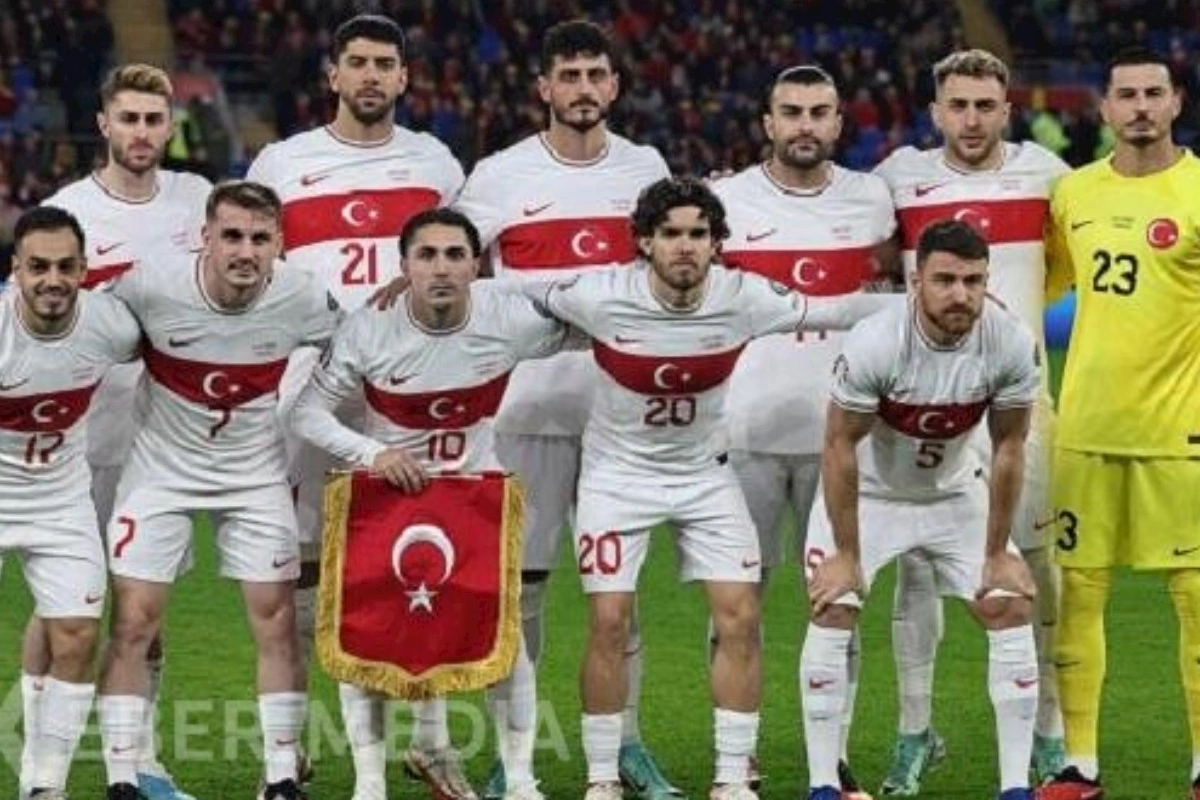 Türkiyə millisi üçün yeni marş: Sosial şəbəkələrdə böyük maraq yaratdı — VİDEO