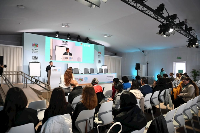WUF13 çərçivəsində Kütləvi və Vətəndaş Cəmiyyəti Təşkilatları Assambleyasının yekun iclası başlayıb — FOTOLAR
