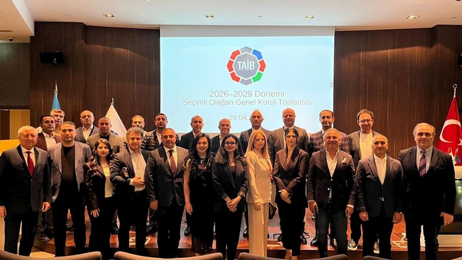 Türkiyədəki Azərbaycanlı İş Adamları Birliyinin yeni sədri Dr. Asif Kurban seçilib — FOTOLAR Türkiyədəki Azərbaycanlı İş Adamları Birliyinin yeni sədri Dr. Asif Kurban seçilib — FOTOLAR