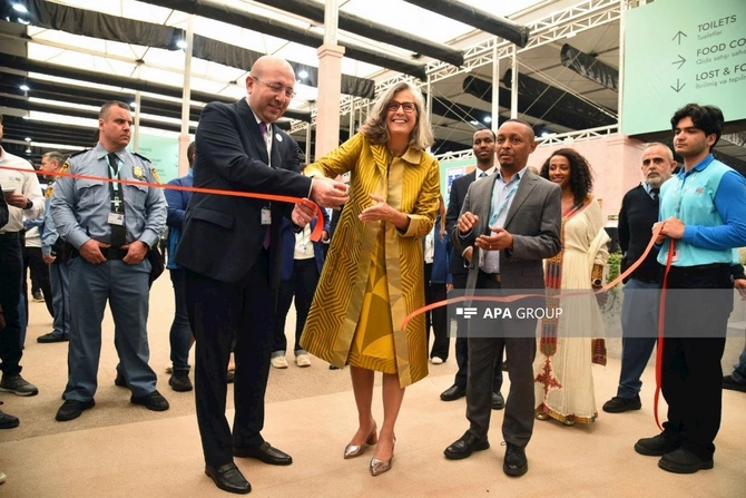 WUF13-də “Urban Expo” sərgisinin rəsmi açılış mərasimi olub — FOTOLAR WUF13-də “Urban Expo” sərgisinin rəsmi açılış mərasimi olub — FOTOLAR