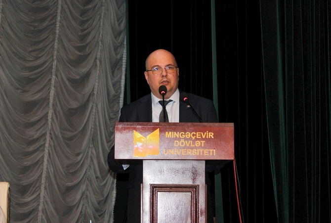 AQC rəhbərliyi Mingəçevir Dövlət Universitetində konfransda çıxış edib — FOTOLAR