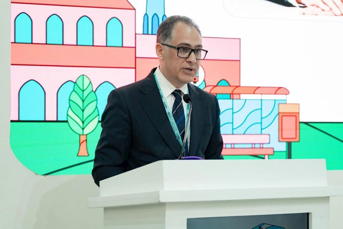 WUF13 çərcivəsində Erkən xəbərdarlıq və iqlimə dayanıqlı şəhərlər mövzusunda tədbir keçirildi — FOTOLAR WUF13 çərcivəsində Erkən xəbərdarlıq və iqlimə dayanıqlı şəhərlər mövzusunda tədbir keçirildi — FOTOLAR