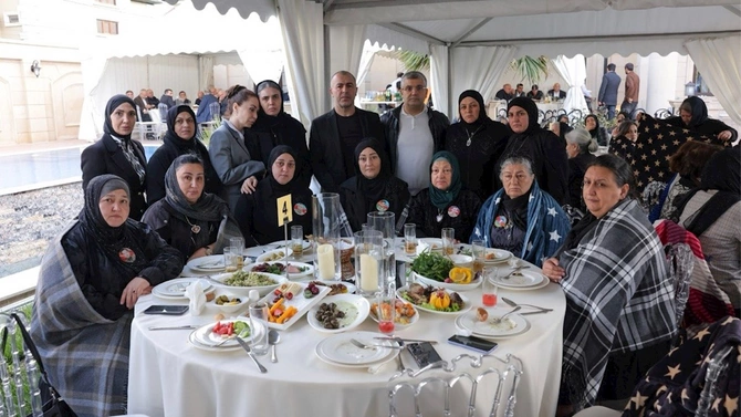 Qısa, lakin mənalı ömür: Ceyhun Hüseynovun xatirə gecəsi — VİDEO/FOTOLAR Qısa, lakin mənalı ömür: Ceyhun Hüseynovun xatirə gecəsi — VİDEO/FOTOLAR