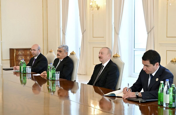 Prezident Belarus Milli Assambleyası Nümayəndələr Palatasının sədrini qəbul etdi — FOTOLAR