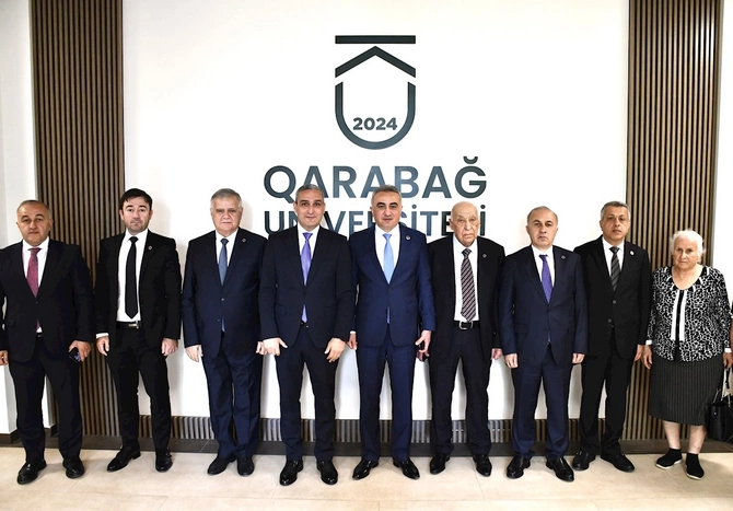 Vəkillər Kollegiyasının nümayəndə heyəti Qarabağ Universitetində olub — FOTOLAR Vəkillər Kollegiyasının nümayəndə heyəti Qarabağ Universitetində olub — FOTOLAR
