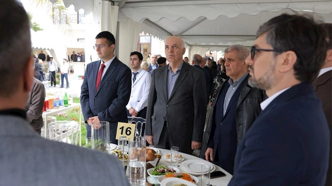Qısa, lakin mənalı ömür: Ceyhun Hüseynovun xatirə gecəsi — VİDEO/FOTOLAR Qısa, lakin mənalı ömür: Ceyhun Hüseynovun xatirə gecəsi — VİDEO/FOTOLAR