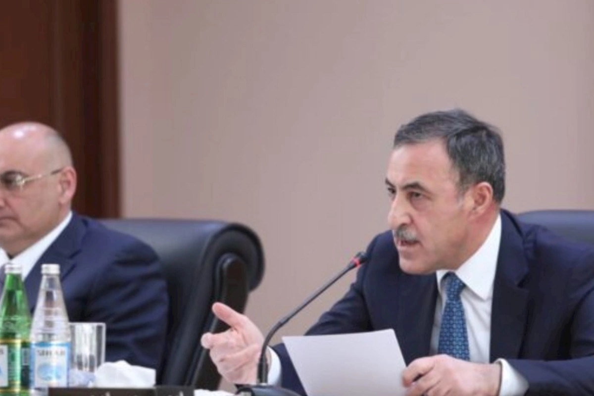 Tikinti sahəsində icazə prosedurları müzakirə olundu — FOTOLAR