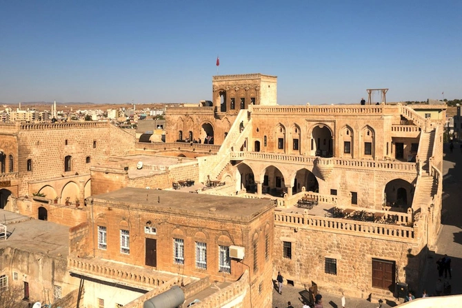 Mardin Bienalı 2026 qədim şəhəri qlobal sənət mərkəzinə çevirəcək — FOTOLAR Mardin Bienalı 2026 qədim şəhəri qlobal sənət mərkəzinə çevirəcək — FOTOLAR