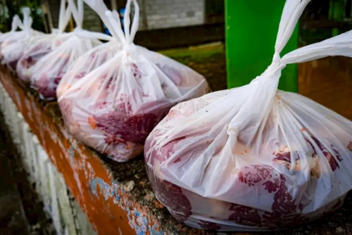 Qurban ətini niyə salafana qoymaq olmaz?
