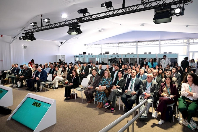 WUF13 çərçivəsində “UNESCO-nun yaradıcı şəhərləri və dayanıqlı şəhərsalma” mövzusunda panel sessiya keçirilib — FOTOLAR WUF13 çərçivəsində “UNESCO-nun yaradıcı şəhərləri və dayanıqlı şəhərsalma” mövzusunda panel sessiya keçirilib — FOTOLAR