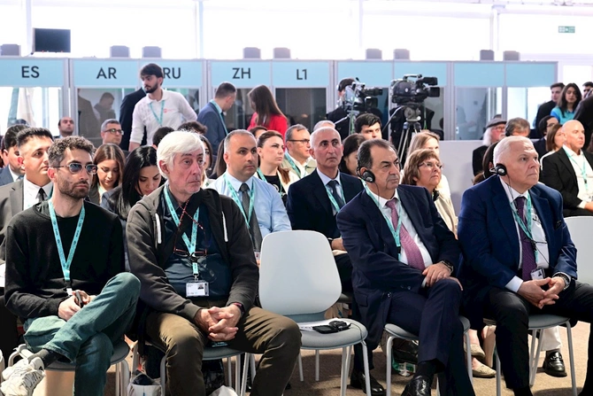 WUF13 çərçivəsində “UNESCO-nun yaradıcı şəhərləri və dayanıqlı şəhərsalma” mövzusunda panel sessiya keçirilib — FOTOLAR WUF13 çərçivəsində “UNESCO-nun yaradıcı şəhərləri və dayanıqlı şəhərsalma” mövzusunda panel sessiya keçirilib — FOTOLAR