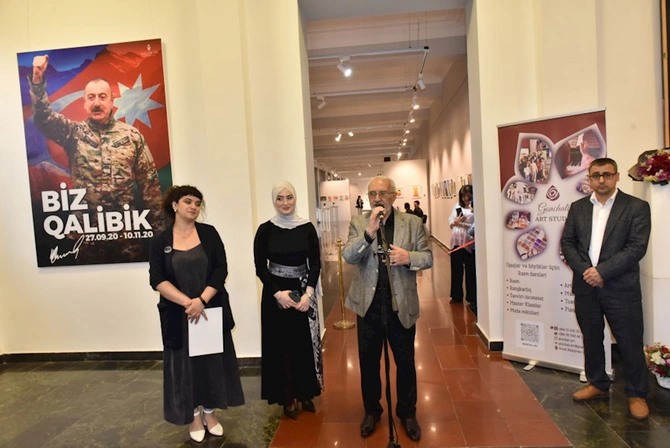 “Rənglərin dialoqu” adlı sərgisi açılıb — FOTOLAR