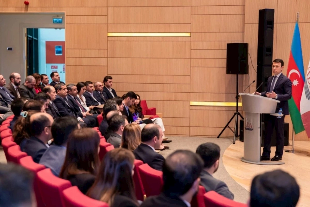 ADY və ADA Universitetinin “Liderlərin İnkişafı Proqramı” uğurla yekunlaşdı — FOTOLAR
