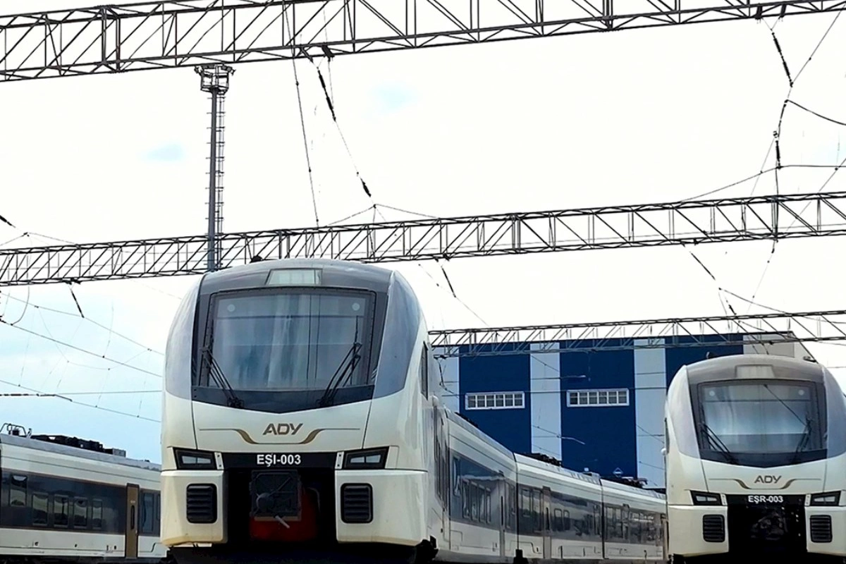 Bakı–Tbilisi–Bakı marşrutunda siniflər üzrə gediş haqqı açıqlandı — FOTOLAR