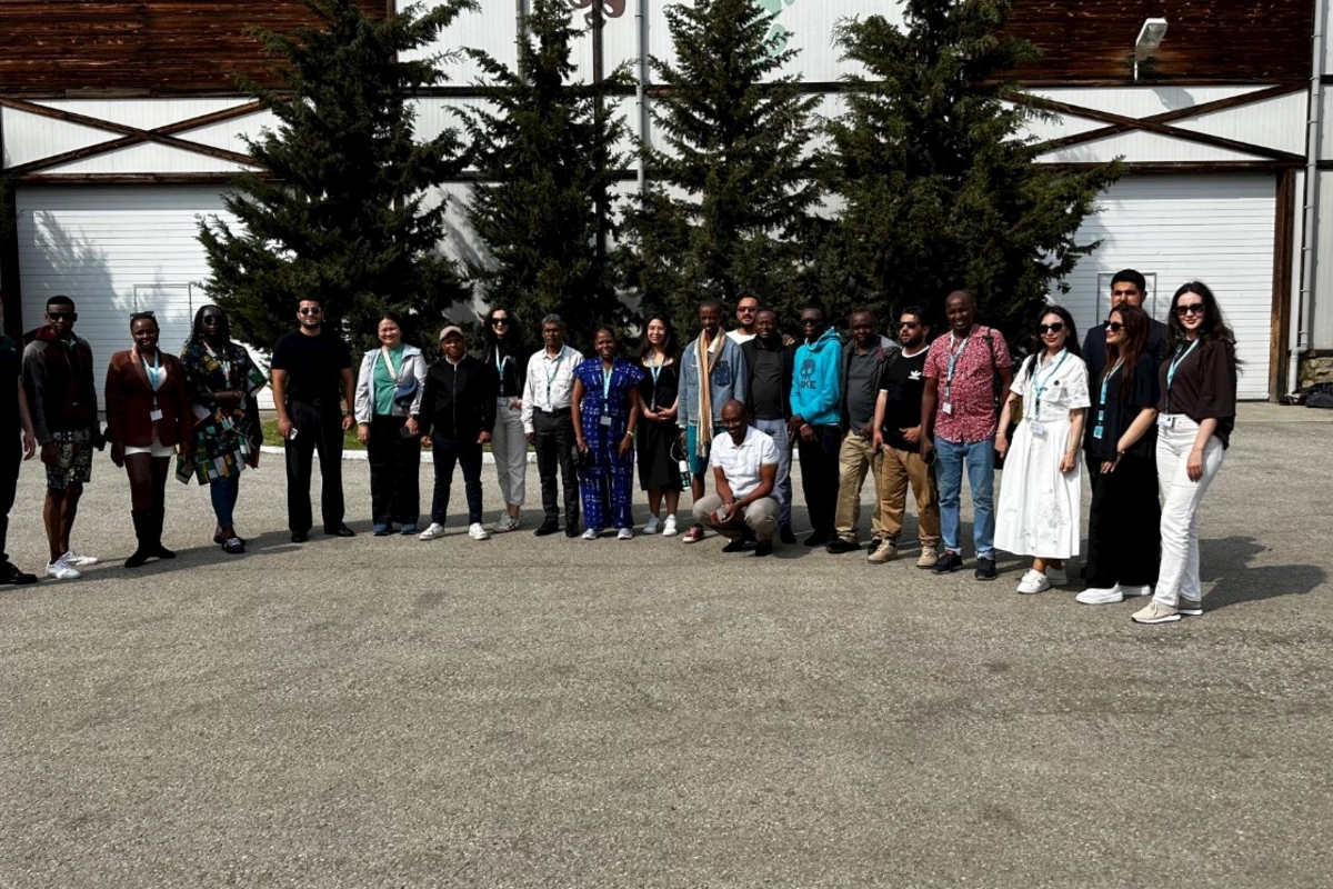 WUF13 çərçivəsində ölkəmizdə səfərdə olan xarici media nümayəndələri üçün Şamaxıya mediatur təşkil edilib — FOTOLAR
