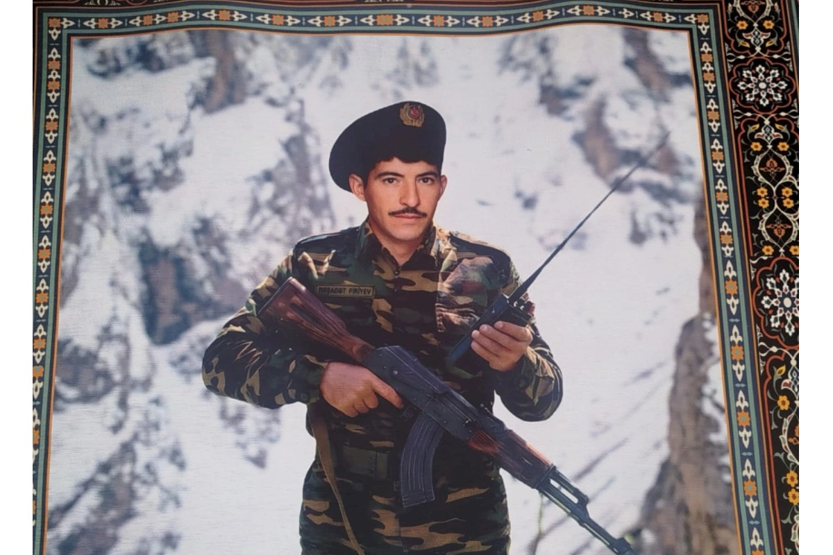 32 il əvvəl itkin düşən şəhid Rəşadət Piriyev dəfn edildi — FOTO