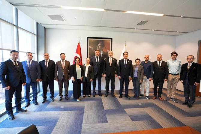 ADDA nümayəndə heyəti Piri Reis Universitetində olub — FOTOLAR