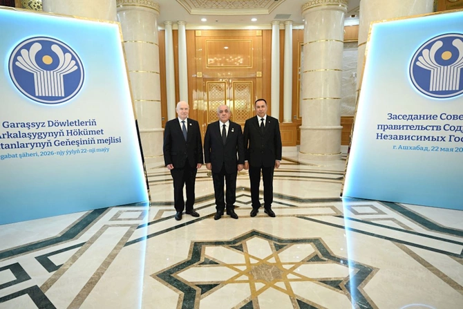 Əli Əsədov Aşqabadda MDB Hökumət Başçıları Şurasının iclasında iştirak etdi — FOTO Əli Əsədov Aşqabadda MDB Hökumət Başçıları Şurasının iclasında iştirak etdi — FOTO
