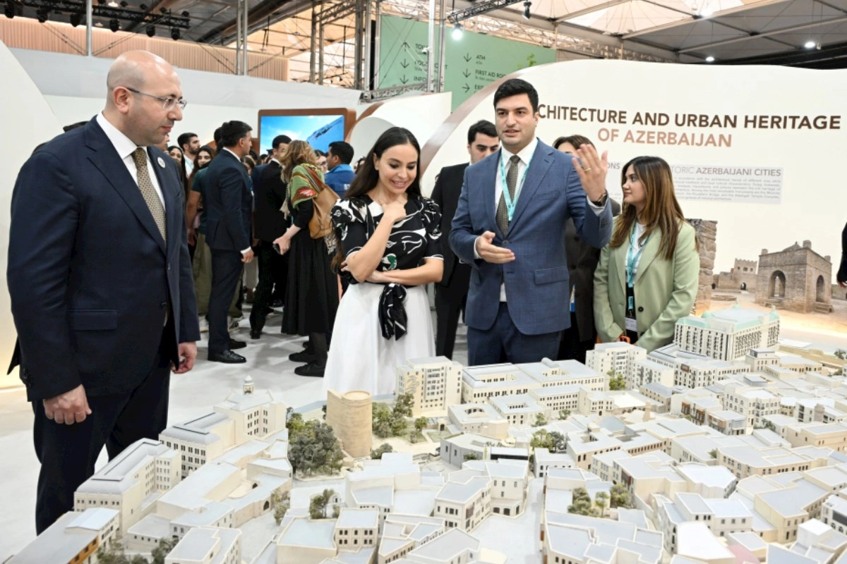 Leyla Əliyeva və Arzu Əliyeva Urban Expo sərgisində — FOTOLAR
