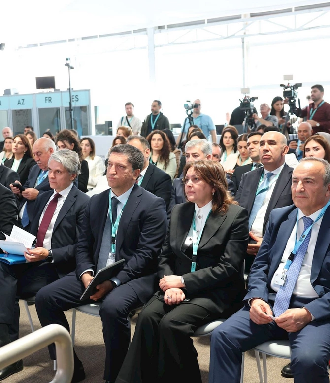 Strateji Ekoloji Qiymətləndirmənin şəhərsalma planlaşdırmasında rolu müzakirə olunub — FOTOLAR Strateji Ekoloji Qiymətləndirmənin şəhərsalma planlaşdırmasında rolu müzakirə olunub — FOTOLAR