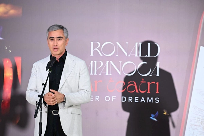 Heydər Əliyev Mərkəzində perulu rəssamın fərdi sərgisinin açılışı — FOTOLAR Heydər Əliyev Mərkəzində perulu rəssamın fərdi sərgisinin açılışı — FOTOLAR