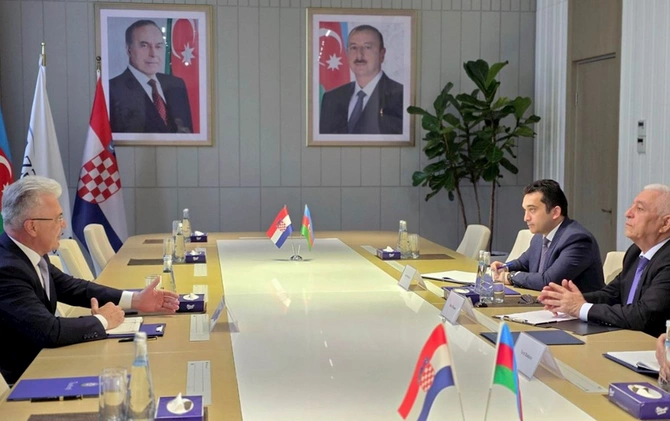 AzərEnerji sədri ilə Xorvatiya səfirinin görüşü olub — FOTO AzərEnerji sədri ilə Xorvatiya səfirinin görüşü olub — FOTO