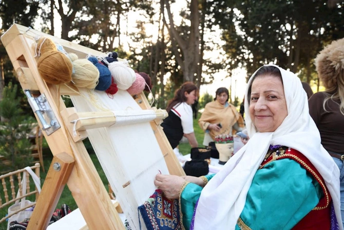 Üçüncü Kəlağayı Festivalı təşkil olunub — FOTOLAR Üçüncü Kəlağayı Festivalı təşkil olunub — FOTOLAR