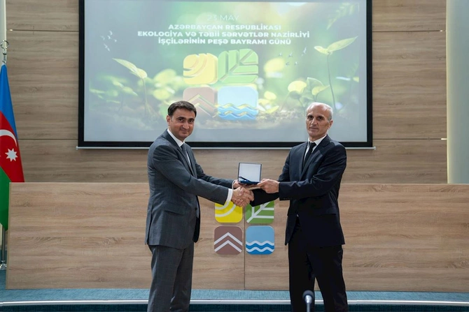 ETSN kollektivi peşə bayramını qeyd etdi — FOTOLAR