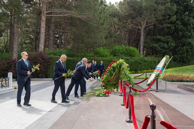 ETSN kollektivi peşə bayramını qeyd etdi — FOTOLAR