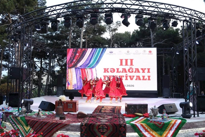Üçüncü Kəlağayı Festivalı təşkil olunub — FOTOLAR Üçüncü Kəlağayı Festivalı təşkil olunub — FOTOLAR