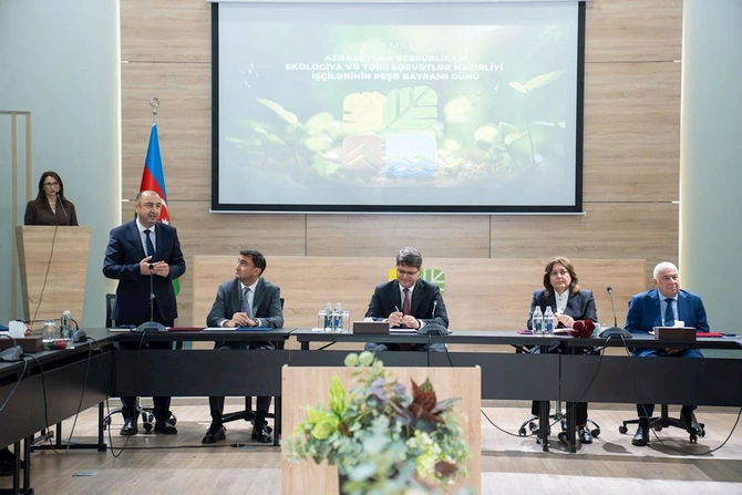 ETSN kollektivi peşə bayramını qeyd etdi — FOTOLAR