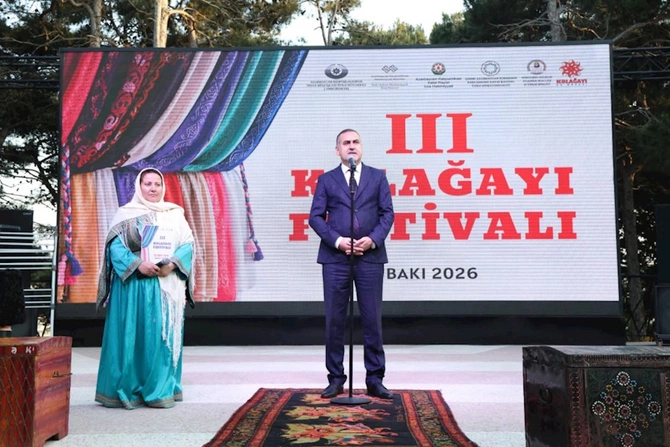 Üçüncü Kəlağayı Festivalı təşkil olunub — FOTOLAR Üçüncü Kəlağayı Festivalı təşkil olunub — FOTOLAR