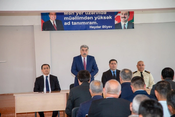Rüstəm Xəlilov vətəndaşlarla növbəti səyyar görüş keçirdi — FOTOLAR
