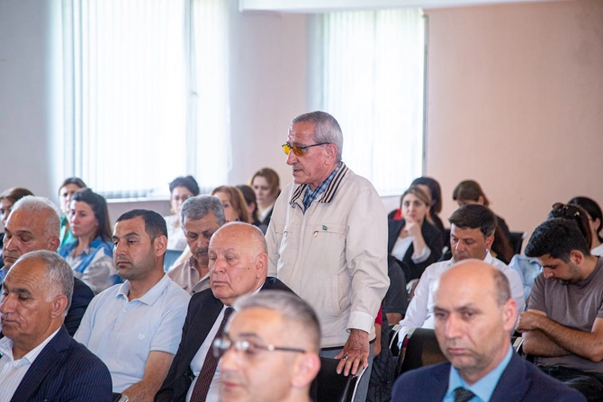 Rüstəm Xəlilov vətəndaşlarla növbəti səyyar görüş keçirdi — FOTOLAR