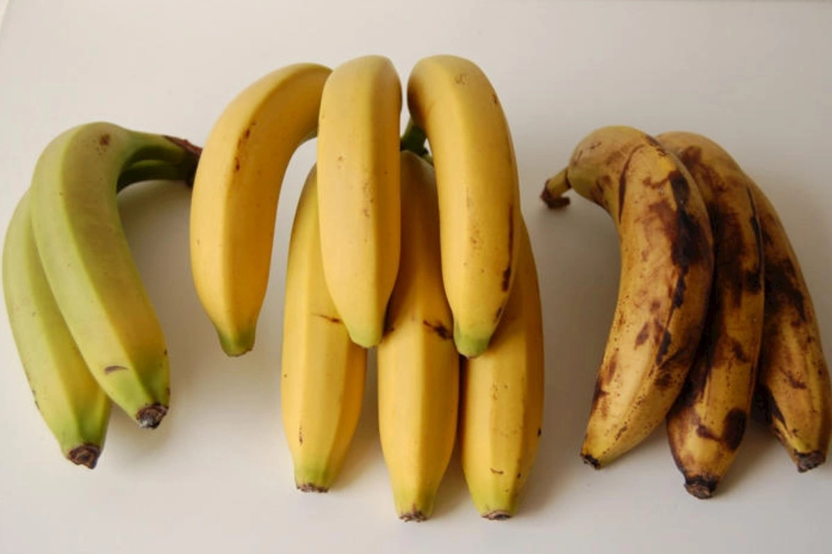 Yaşıl, sarı, yoxsa yetişmiş — hansı banan əslində ən sağlamdır?