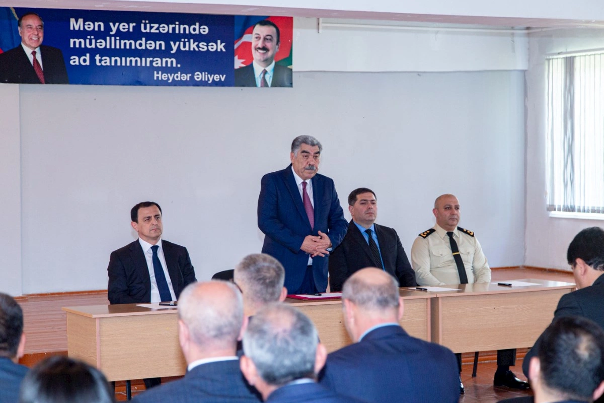 Rüstəm Xəlilov vətəndaşlarla növbəti səyyar görüş keçirdi — FOTOLAR