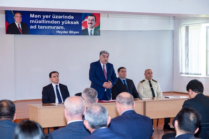 Rüstəm Xəlilov vətəndaşlarla növbəti səyyar görüş keçirdi — FOTOLAR