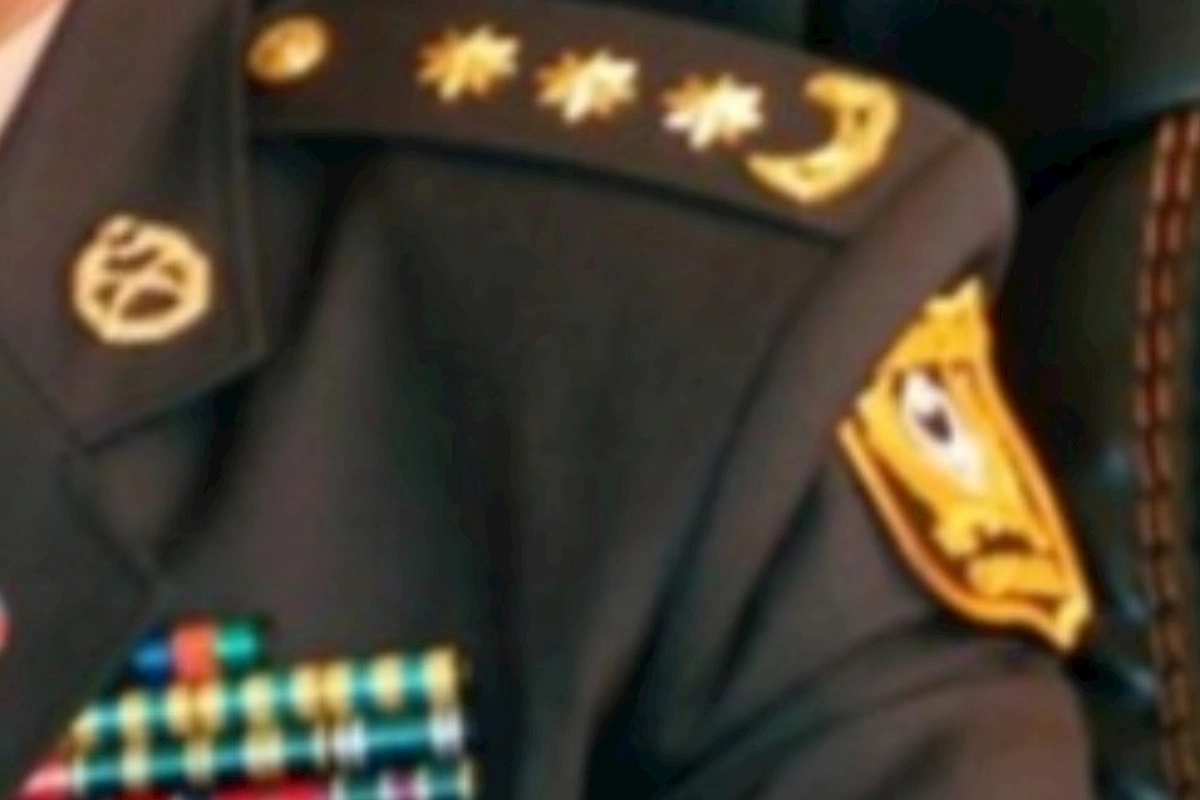 Oktay Babayev təqaüdə göndərildi