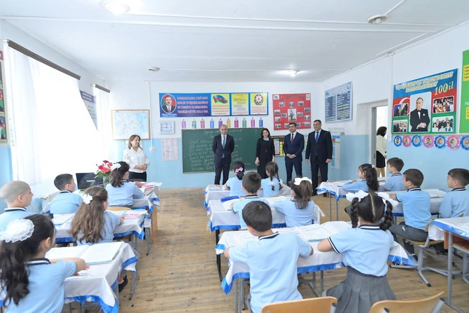 Nazir Qaxda tədris prosesi ilə tanış olub — FOTOLAR