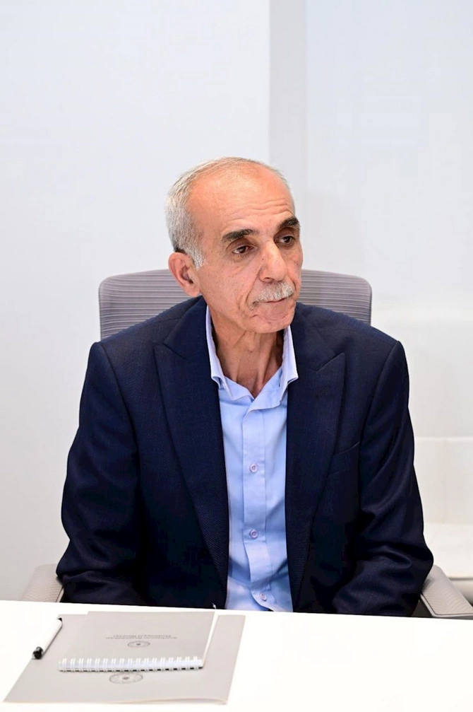 Adil Kərimli Gəncə teatrının öz həmkarlarını xilas edən əməkdaşları ilə görüşüb — FOTOLAR Adil Kərimli Gəncə teatrının öz həmkarlarını xilas edən əməkdaşları ilə görüşüb — FOTOLAR